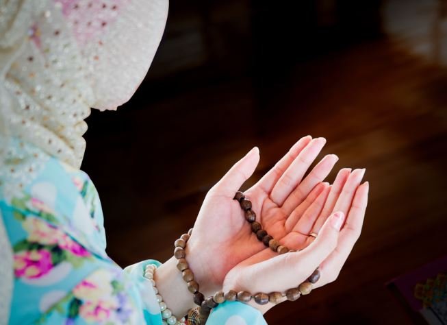 Allahu Latifun Bi ibadihi Yarzuqu Benefits