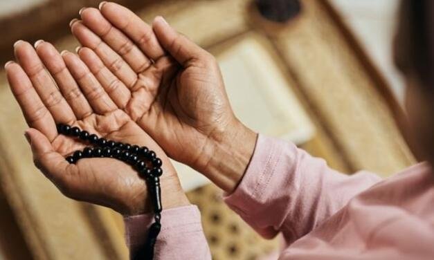 Surah Waqiah Wazifa For Hajat