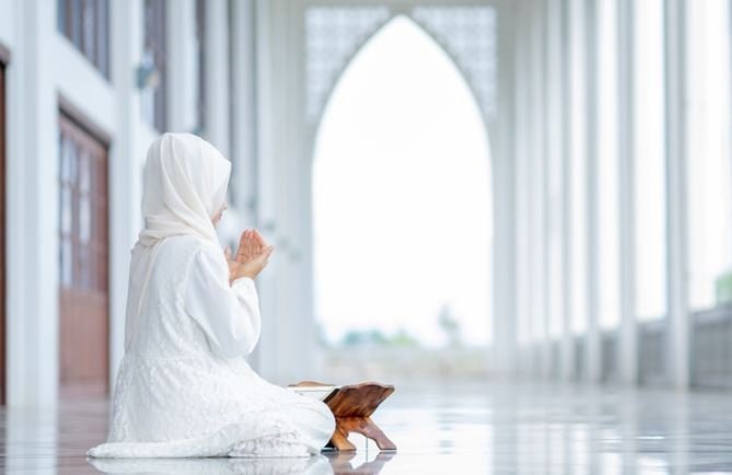 Ya Malik Wazifa Se Har Mushkil Ka Hal