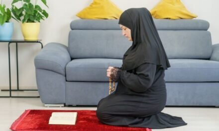Ya Muqaddimu ka wazifa Har Mushkil Ka Hal